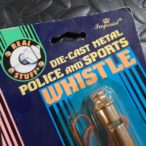 Imperial vintage die-cast metal police and sports whistle with lanyard - Picture 2 of 5